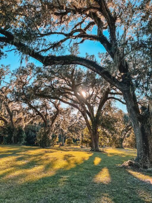 Quiet Farmhouse In The Country Close To Major Theme Parks Ridge Manor Bagian luar foto
