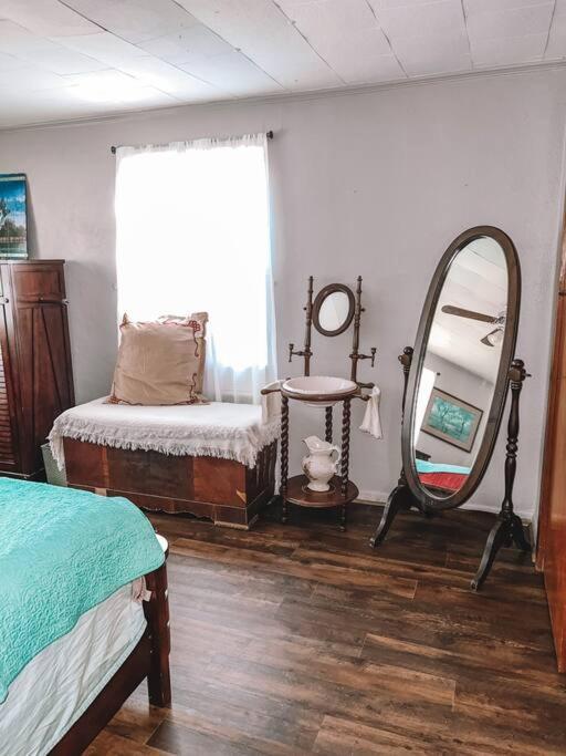 Quiet Farmhouse In The Country Close To Major Theme Parks Ridge Manor Bagian luar foto