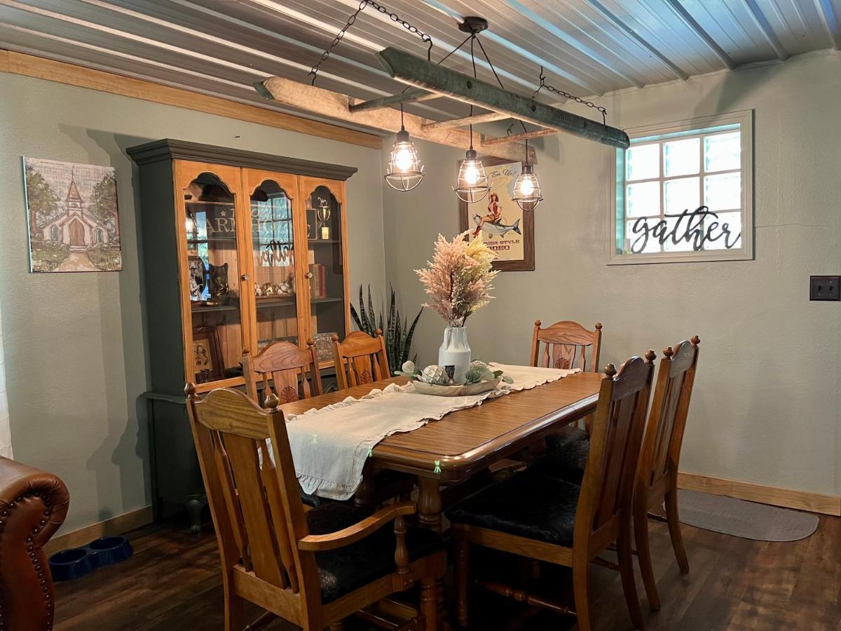 Quiet Farmhouse In The Country Close To Major Theme Parks Ridge Manor Bagian luar foto
